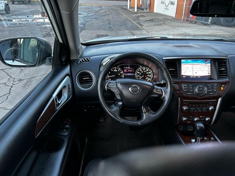 Nissan Pathfinder Platinum 4WD 2018