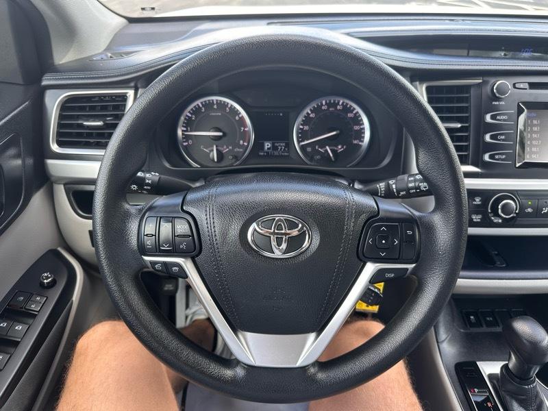 Toyota Highlander  2016