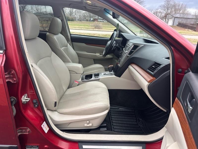 Subaru Outback 2.5i Limited 2014