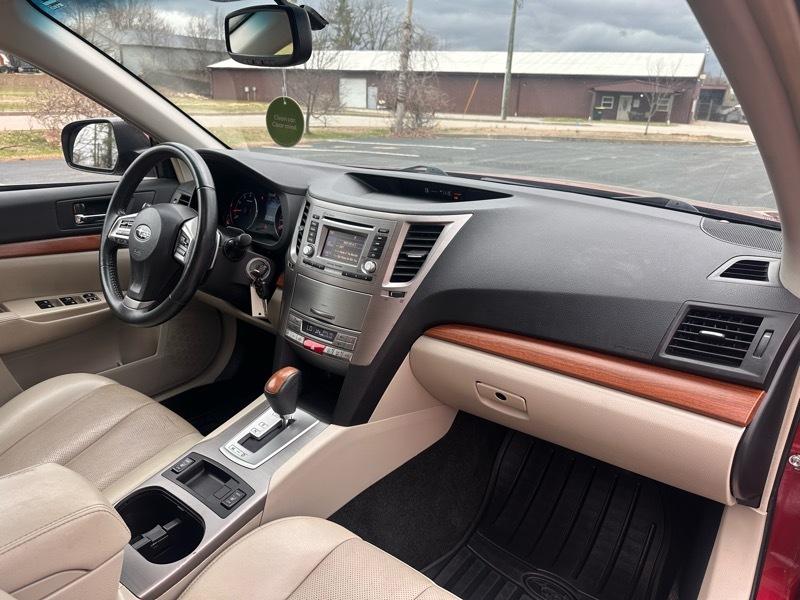 Subaru Outback 2.5i Limited 2014