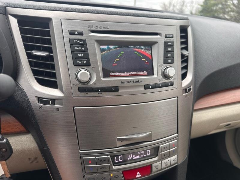 Subaru Outback 2.5i Limited 2014