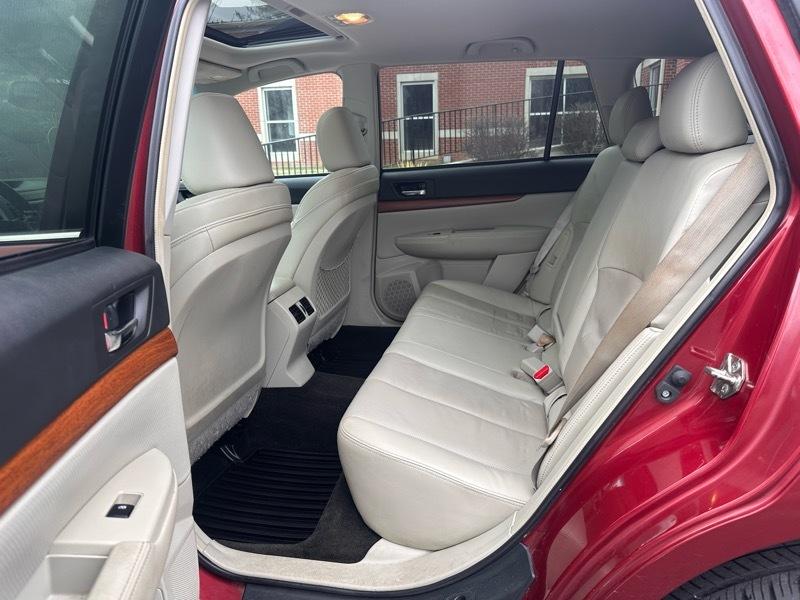 Subaru Outback 2.5i Limited 2014