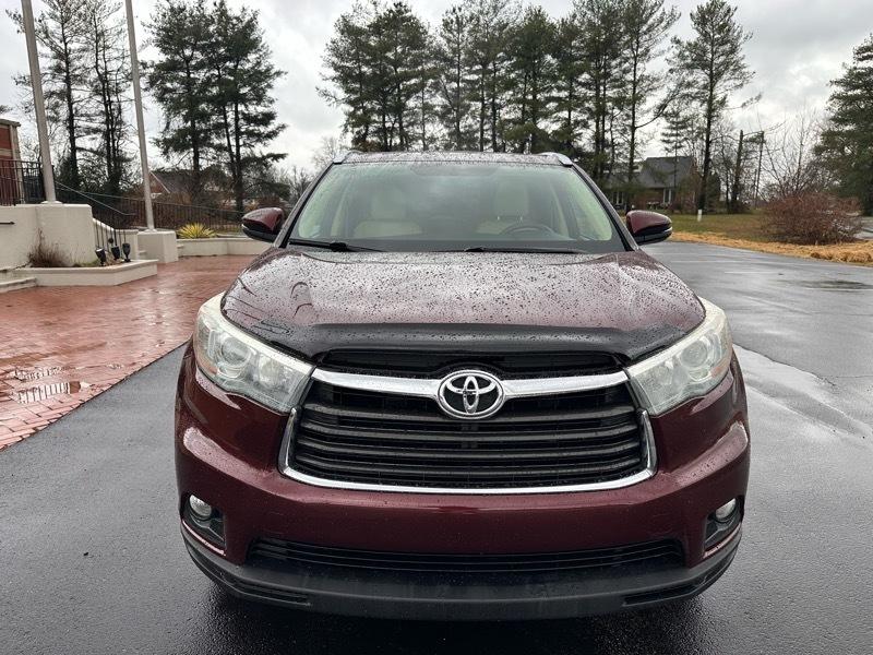 Toyota Highlander XLE FWD V6 2015