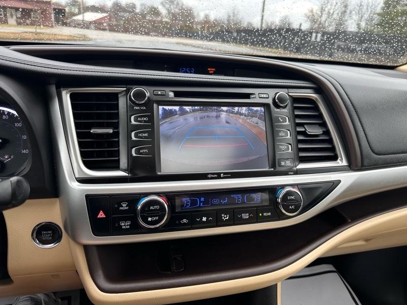 Toyota Highlander XLE FWD V6 2015