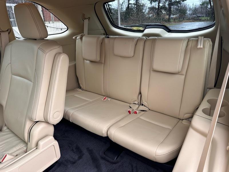 Toyota Highlander XLE FWD V6 2015