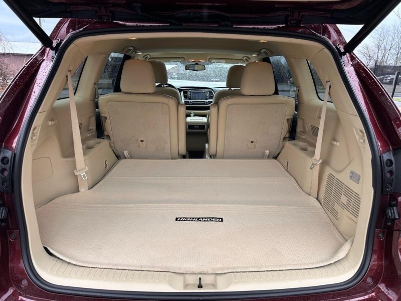 Toyota Highlander XLE FWD V6 2015