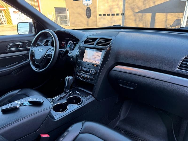 Ford Explorer XLT 4WD 2019