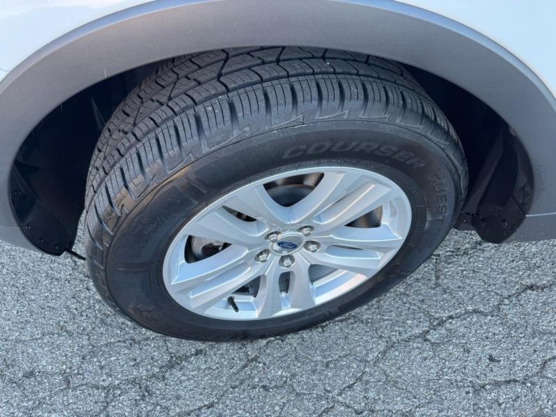 Ford Explorer XLT 4WD 2019