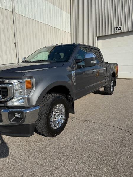 Ford F-250 SD XLT Crew Cab Long Bed 4WD 2022