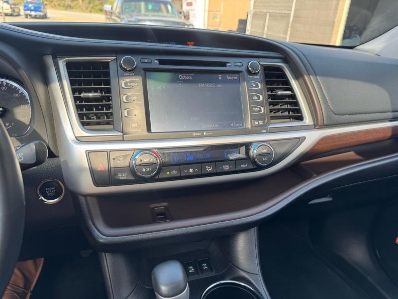 Toyota Highlander Limited AWD V6 2015