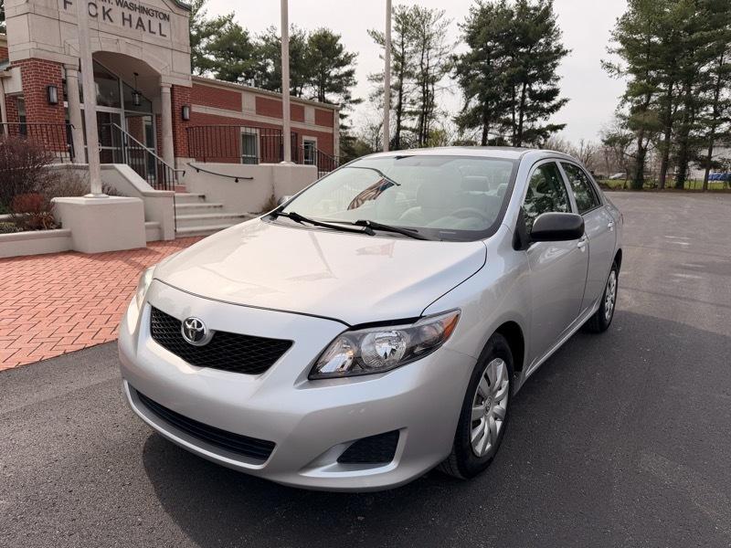 Toyota Corolla Base 2010