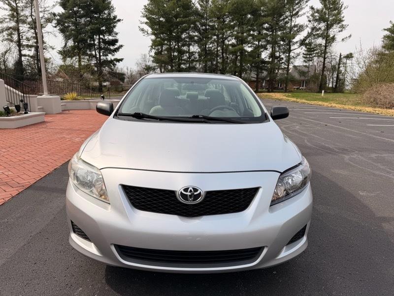 Toyota Corolla Base 2010