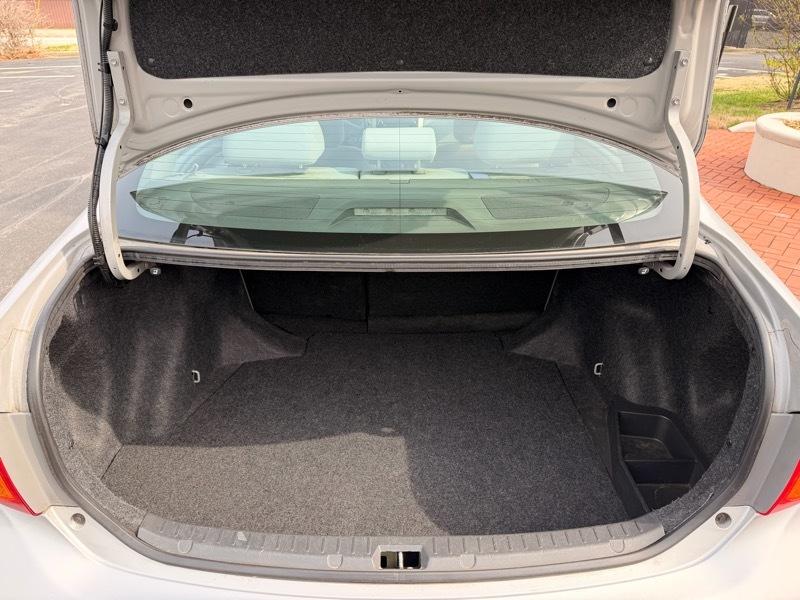 Toyota Corolla Base 2010