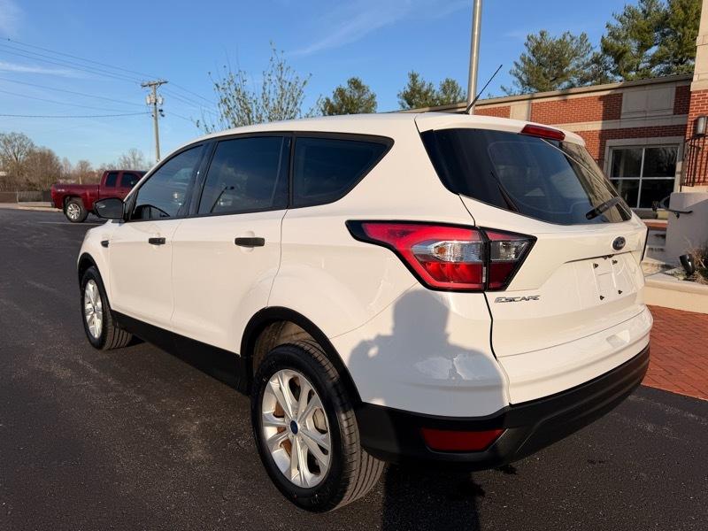 Ford Escape  2017