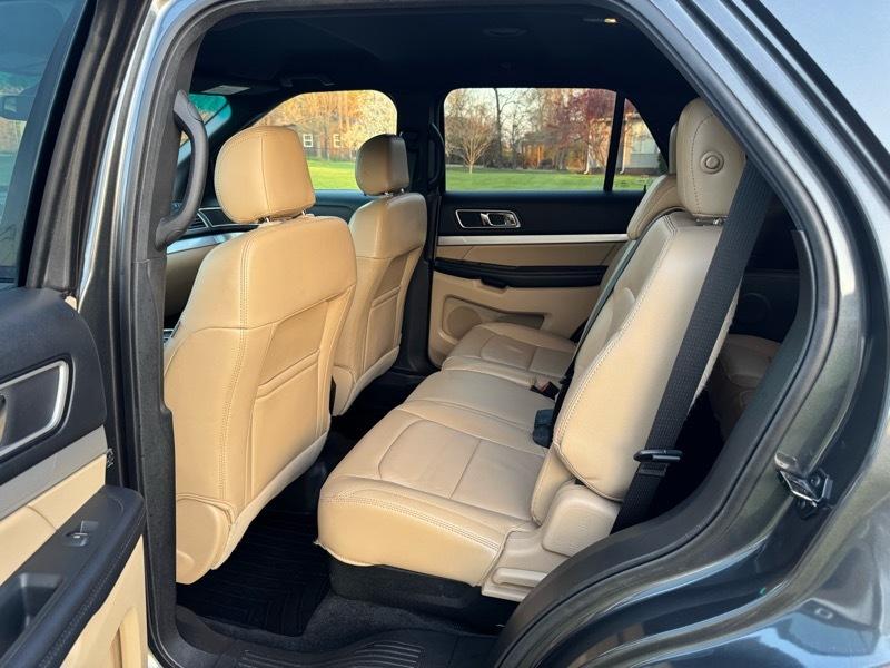 Ford Explorer XLT FWD 2017