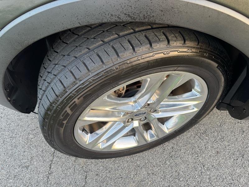 Ford Explorer XLT FWD 2017