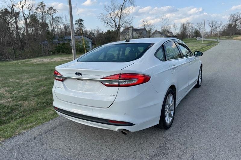 Ford Fusion SE 2017