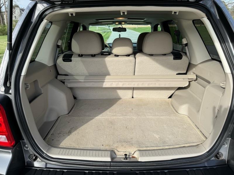 Ford Escape XLT FWD 2012