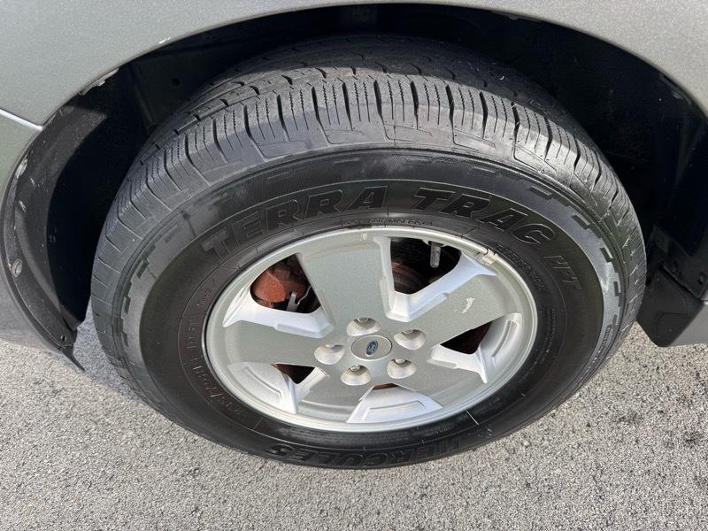 Ford Escape XLT FWD 2012