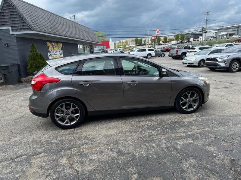 Ford Focus SE Hatch 2014