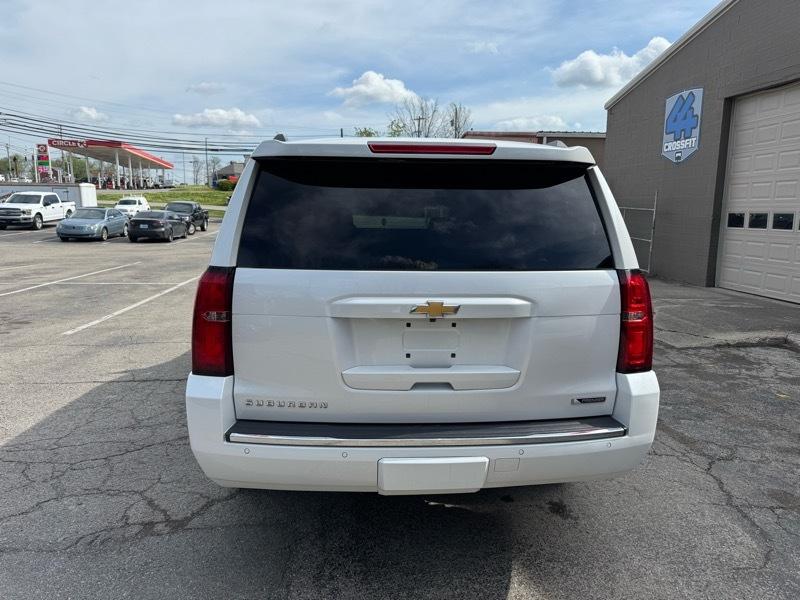 Chevrolet Suburban Premier 4WD 2017