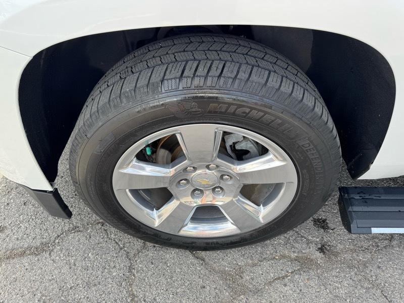 Chevrolet Suburban Premier 4WD 2017