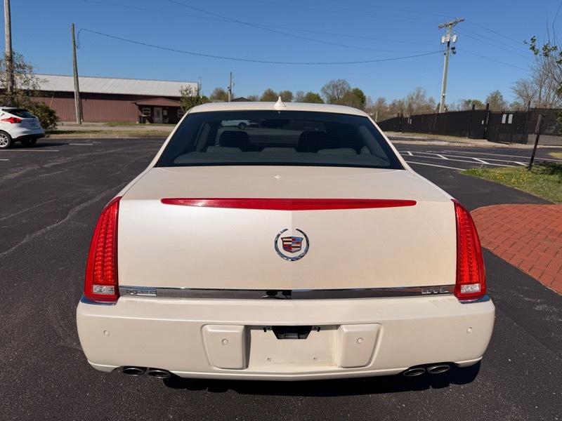 Cadillac DTS Luxury I 2009
