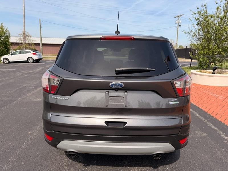 Ford Escape SE FWD 2017