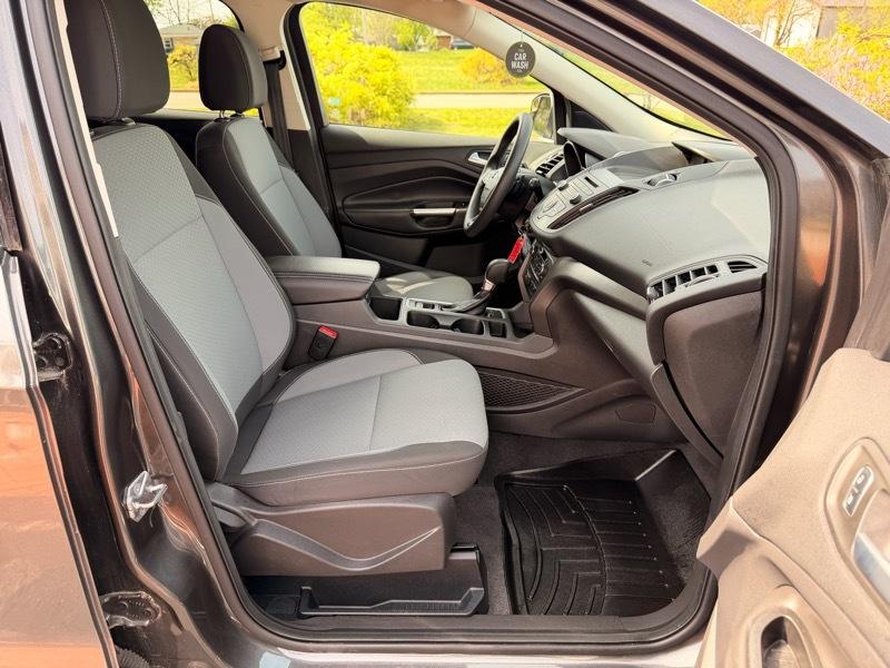 Ford Escape SE FWD 2017