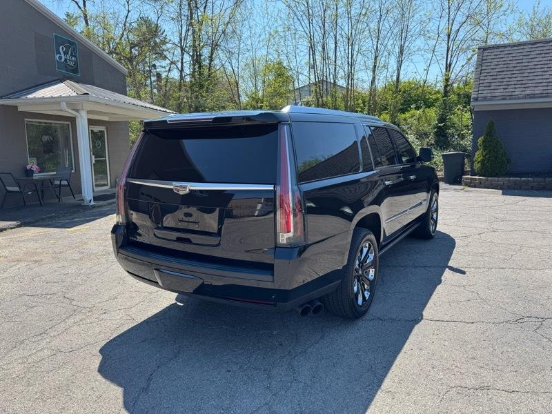 Cadillac Escalade ESV Platinum 4WD 2019