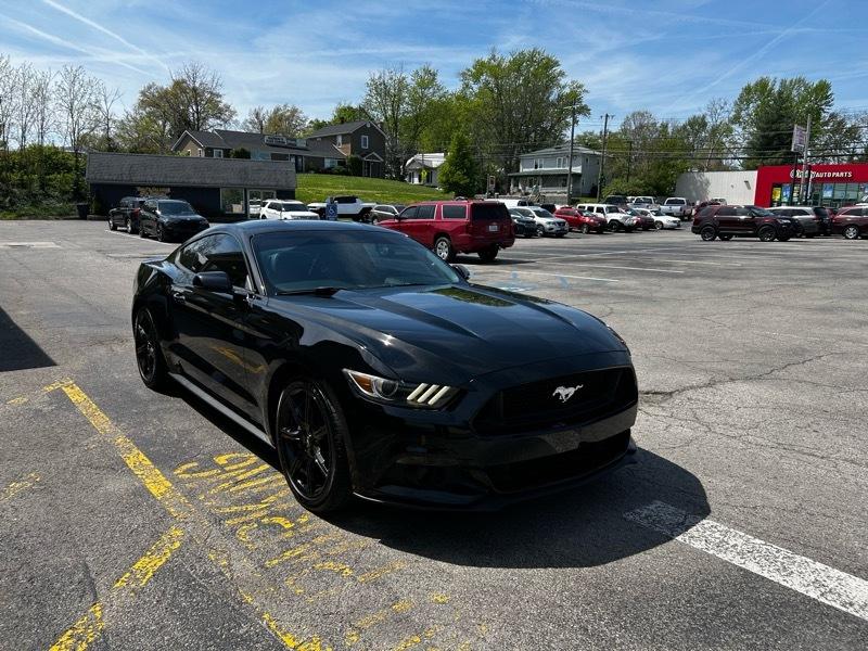 Ford Mustang EcoBoost Coupe 2016