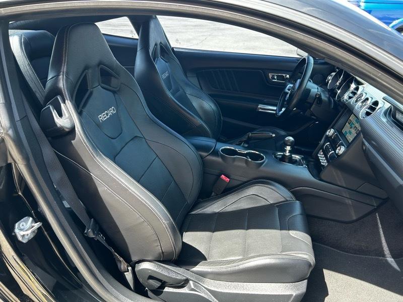 Ford Mustang EcoBoost Coupe 2016