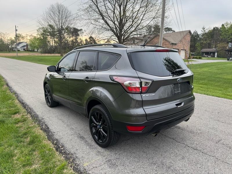 Ford Escape SE FWD 2017