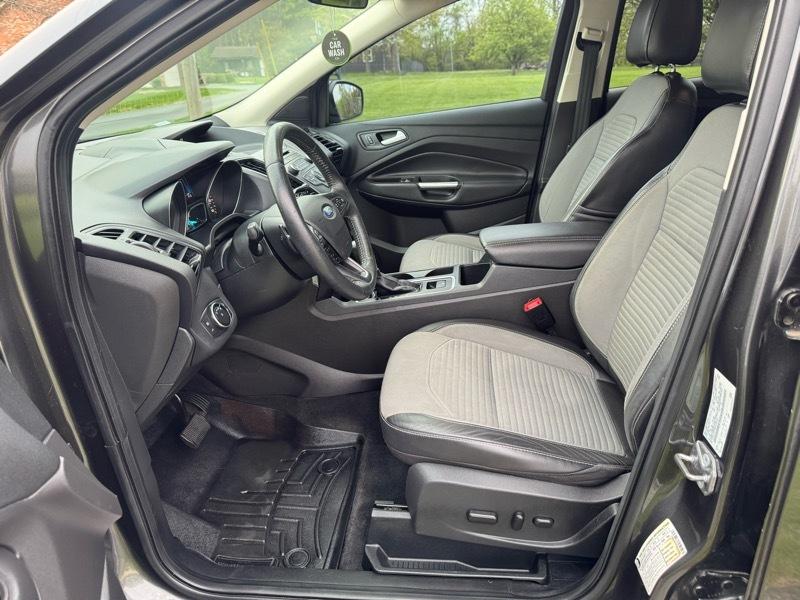 Ford Escape SE FWD 2017