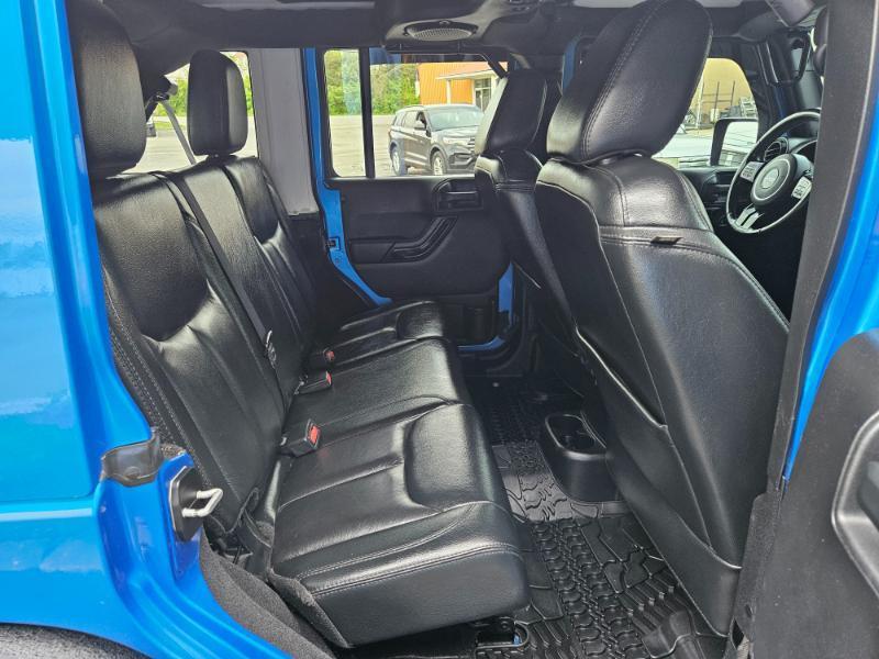 Jeep Wrangler Unlimited Sahara 4WD 2014