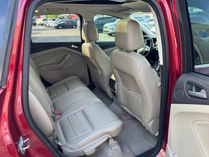 Ford Escape Titanium FWD 2016