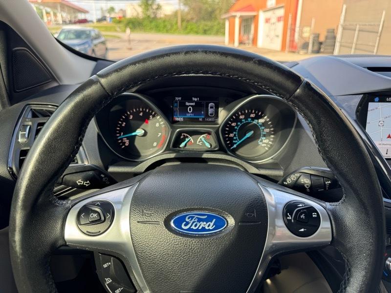 Ford Escape Titanium FWD 2016