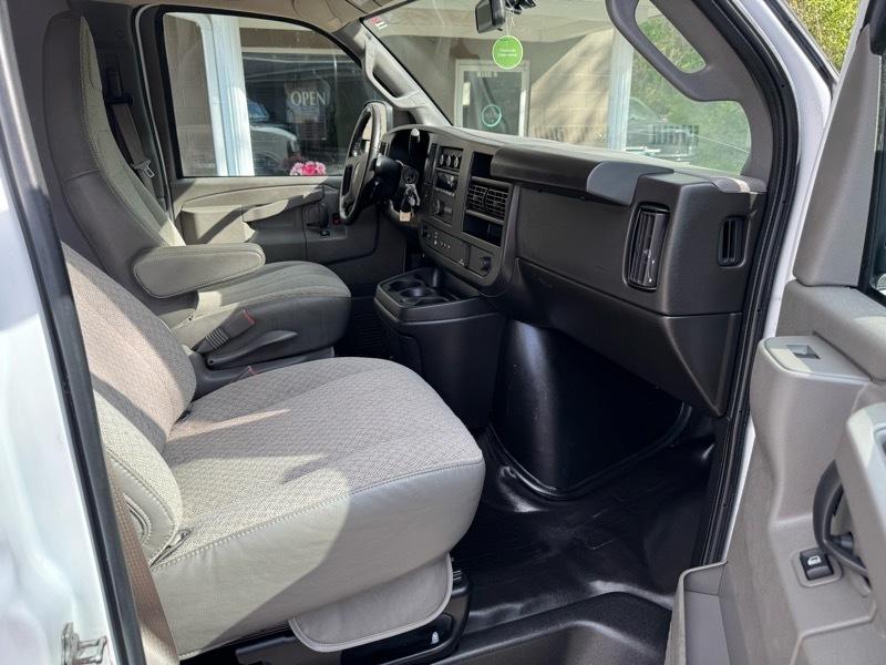 GMC Savana G2500 Extended Cargo 2023