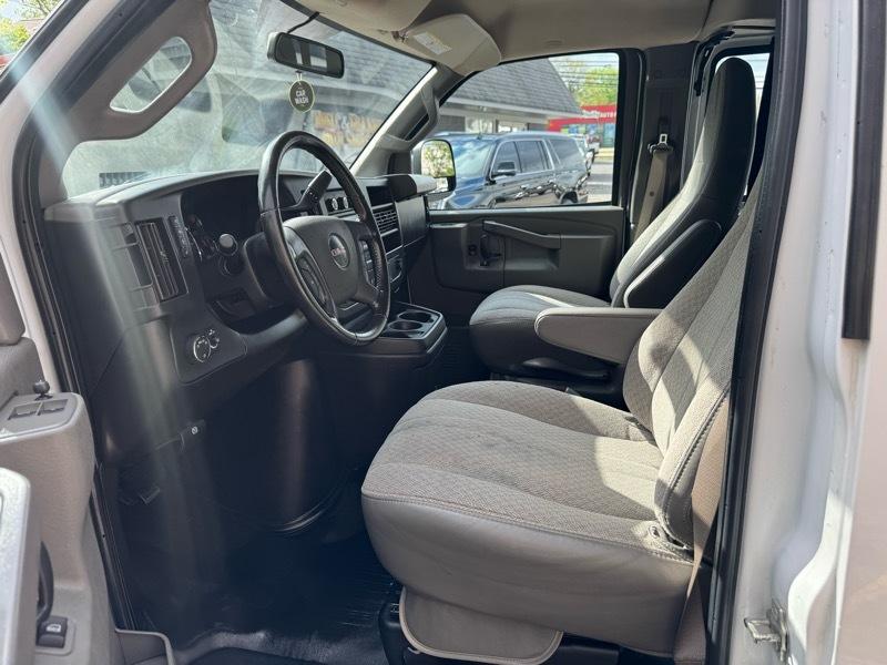 GMC Savana G2500 Extended Cargo 2023