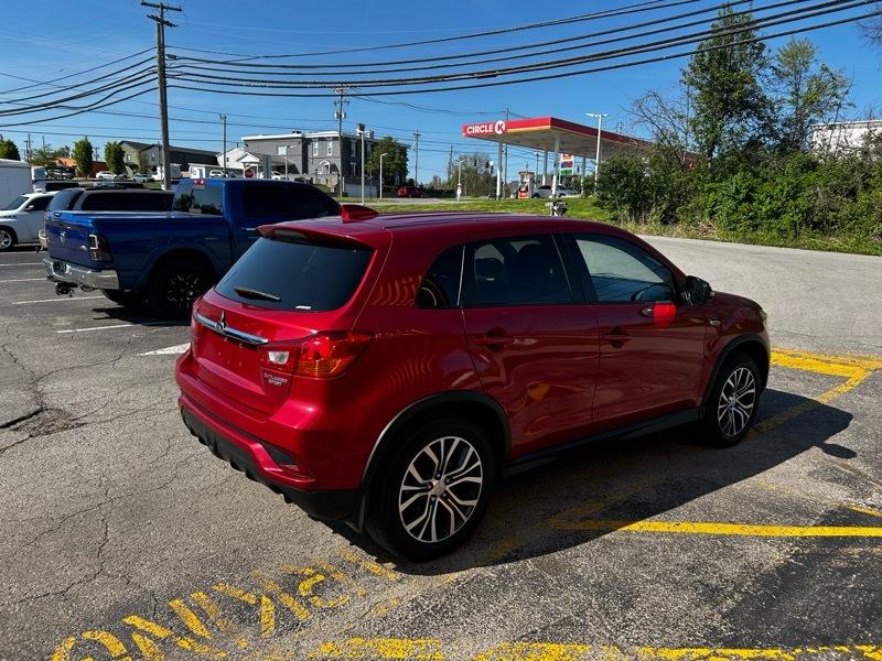 Mitsubishi Outlander Sport 2.0 ES 4WD CVT 2018