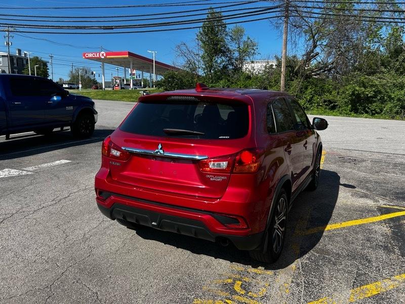 Mitsubishi Outlander Sport 2.0 ES 4WD CVT 2018