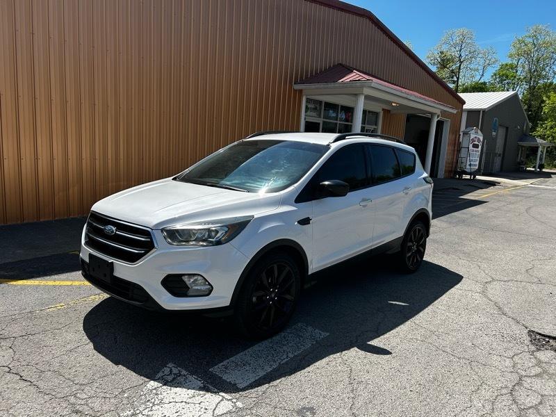 2017 Ford Escape SE FWD