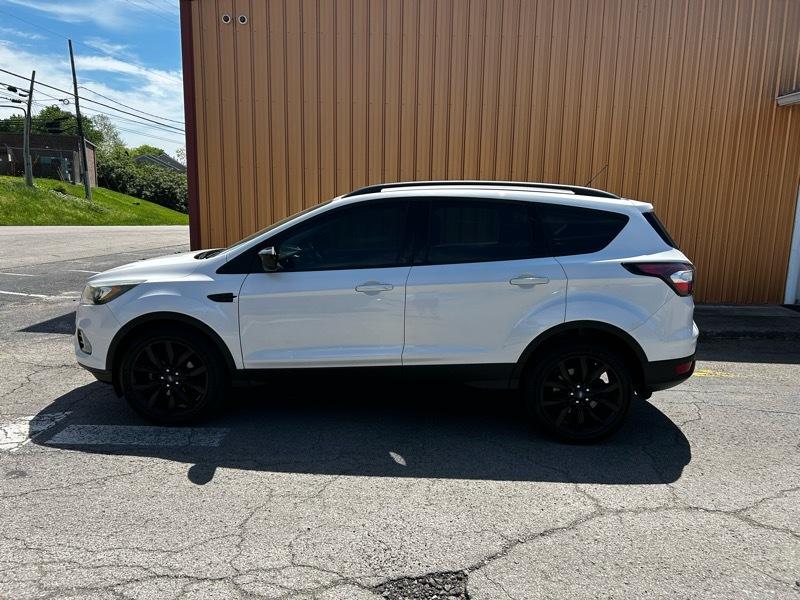 Ford Escape SE FWD 2017