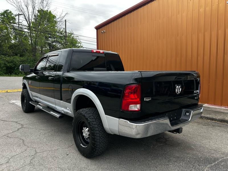 RAM 2500 Laramie Mega Cab 4WD 2012