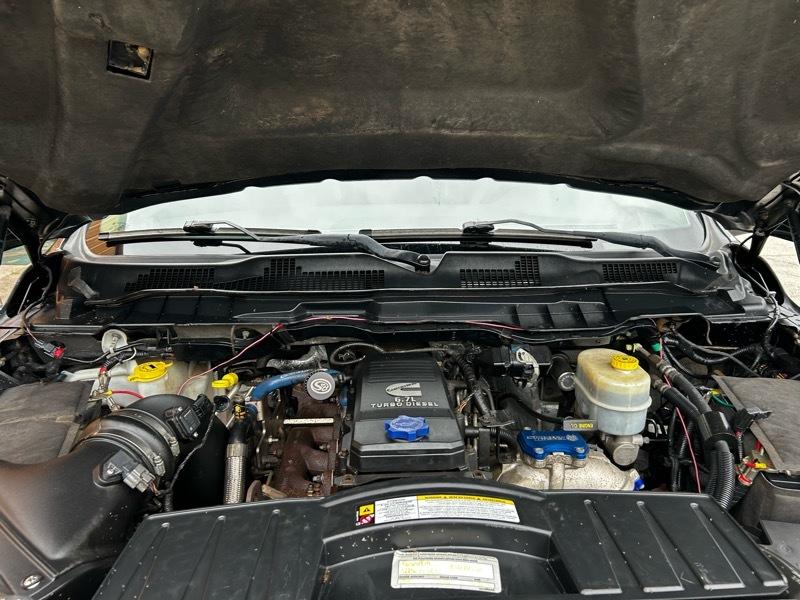 RAM 2500 Laramie Mega Cab 4WD 2012