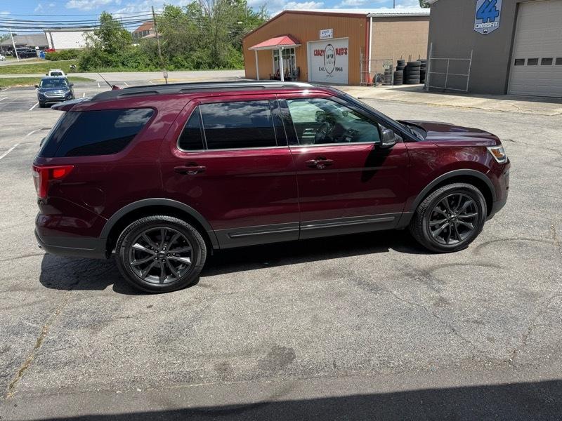 Ford Explorer XLT 4WD 2018