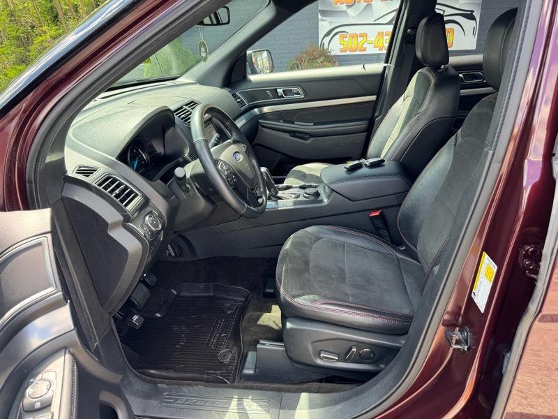 Ford Explorer XLT 4WD 2018