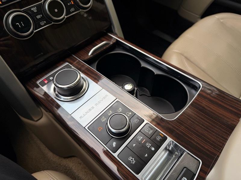 Land Rover Range Rover 3.0L V6 Supercharged HSE 2014