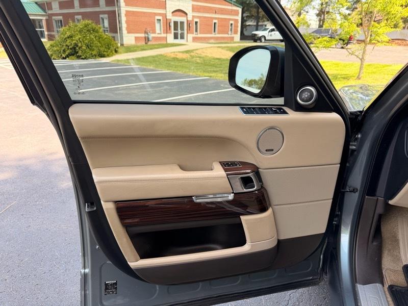 Land Rover Range Rover 3.0L V6 Supercharged HSE 2014