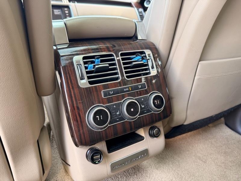 Land Rover Range Rover 3.0L V6 Supercharged HSE 2014